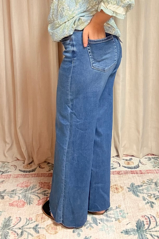 Ryley HR Super Soft Crop Slim Wide