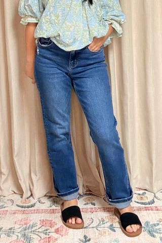 The Charming HR Ankle Straight Jean