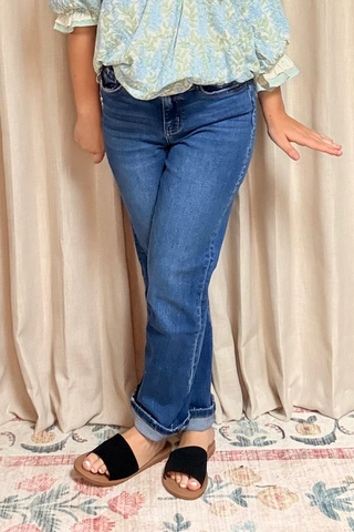 The Charming HR Ankle Straight Jean