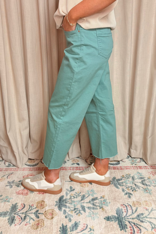 The Evergreen HR Cropped Wide Leg Jean