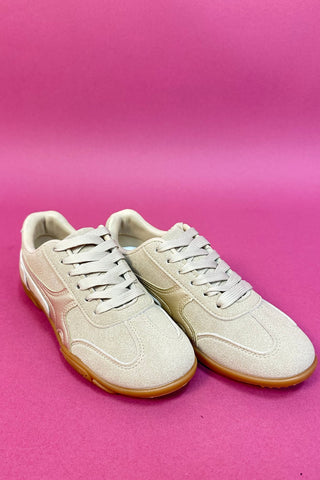The Offbeat Edit Sneaker