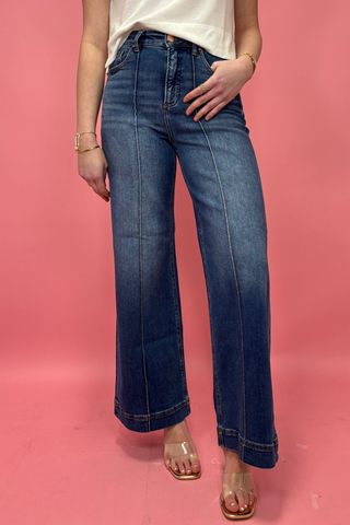 Sculpt & Stroll Ankle Wide-Leg Jeans