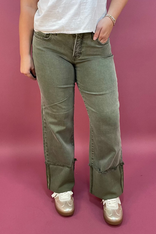 The Fieldstone Cuff Crop Jean